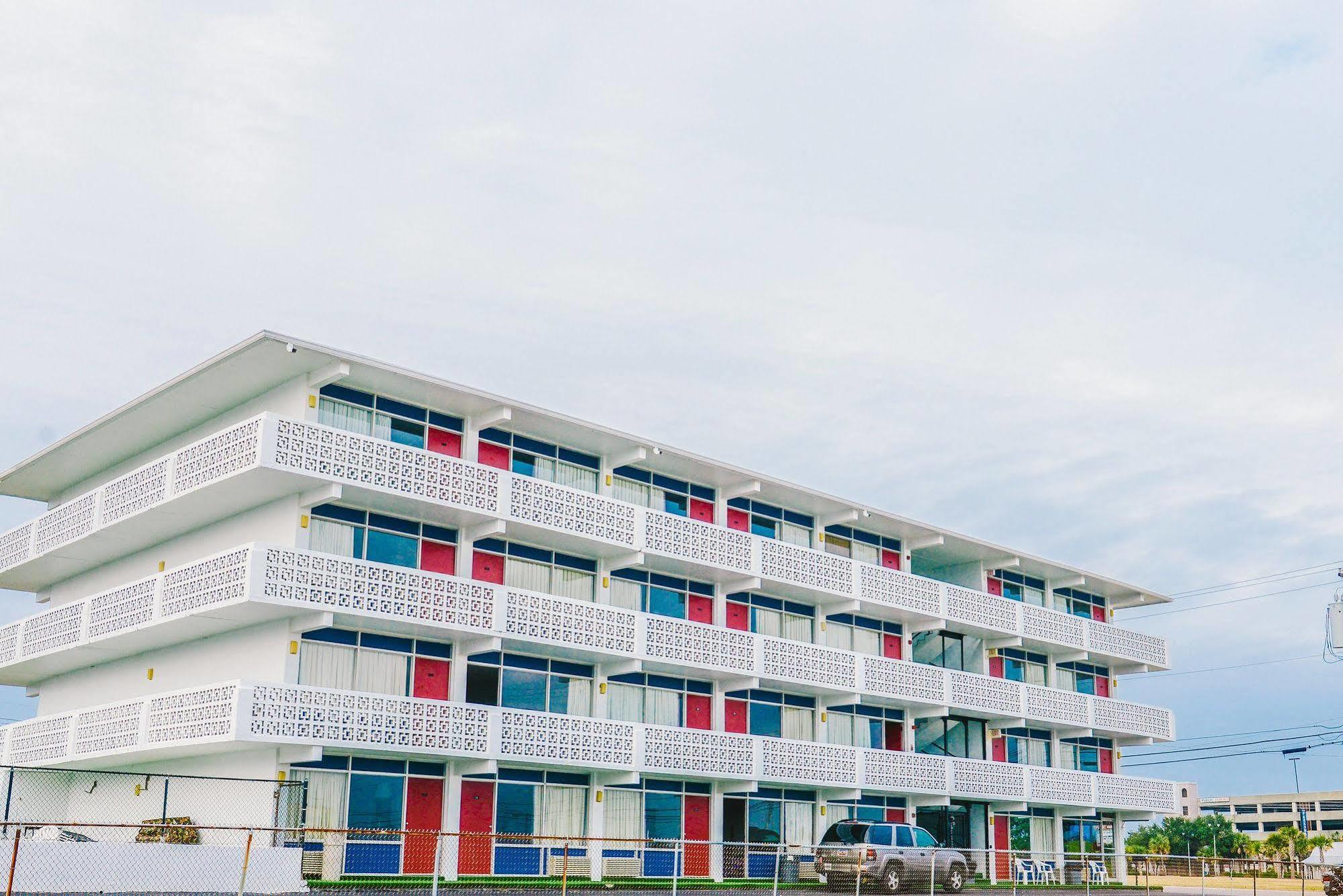 Midtown Inn Миртъл Бийч Екстериор снимка