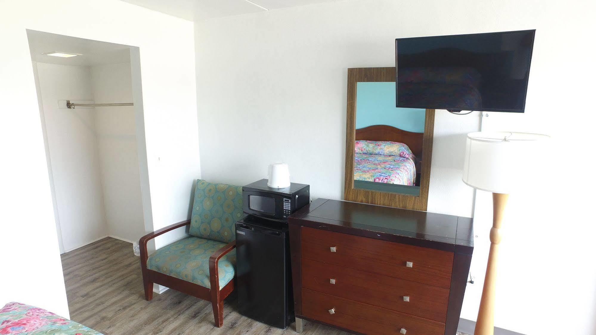 Midtown Inn Миртъл Бийч Екстериор снимка